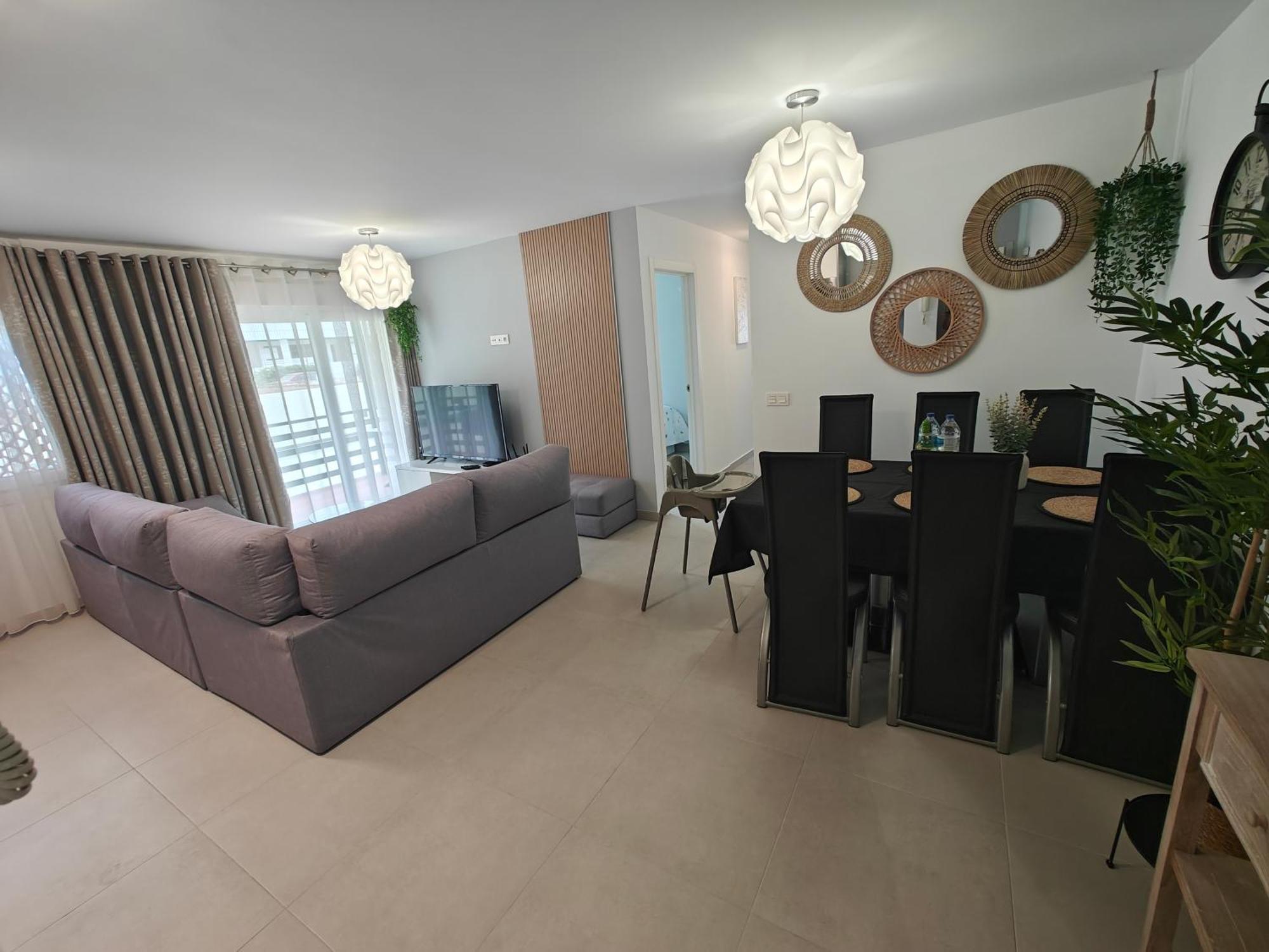 Sun Apartment - 3 Bedrooms, Priv Parking, Pool, Ac, Tv Channels, Fibre Net לוס כריסטיאנוס מראה חיצוני תמונה