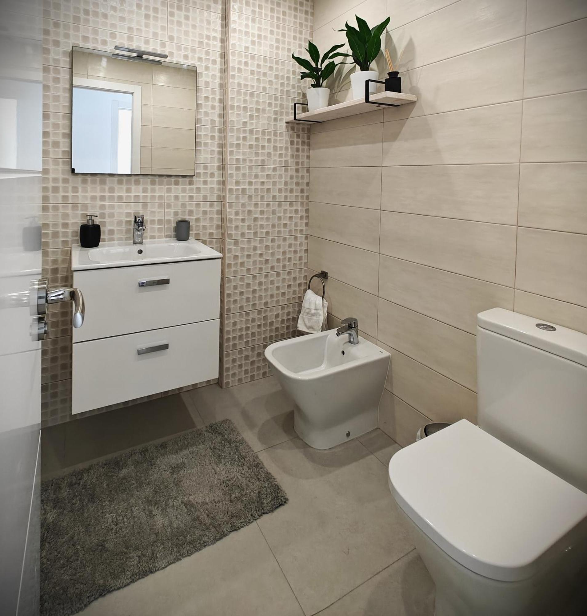 Sun Apartment - 3 Bedrooms, Priv Parking, Pool, Ac, Tv Channels, Fibre Net לוס כריסטיאנוס מראה חיצוני תמונה