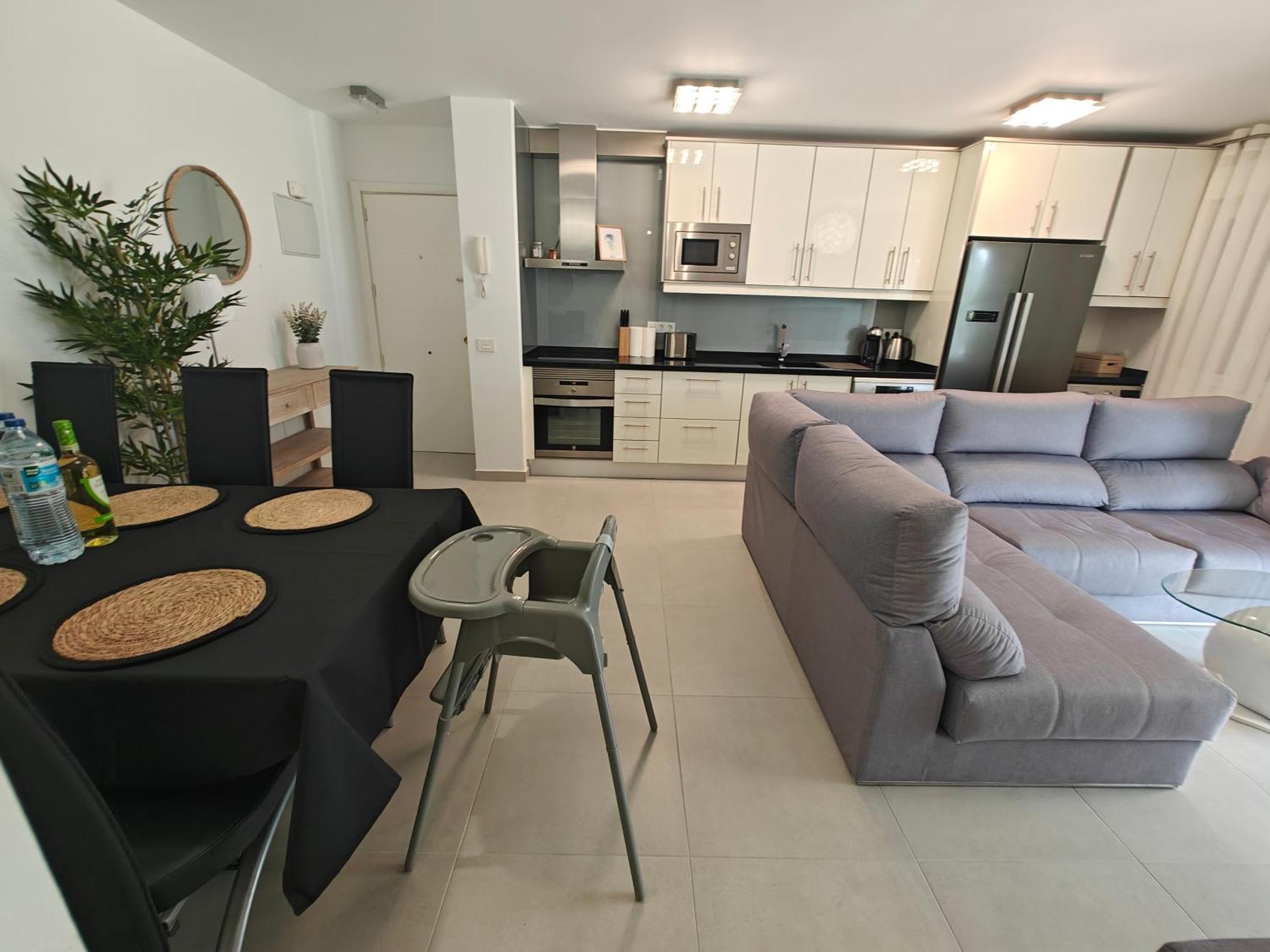 Sun Apartment - 3 Bedrooms, Priv Parking, Pool, Ac, Tv Channels, Fibre Net לוס כריסטיאנוס מראה חיצוני תמונה