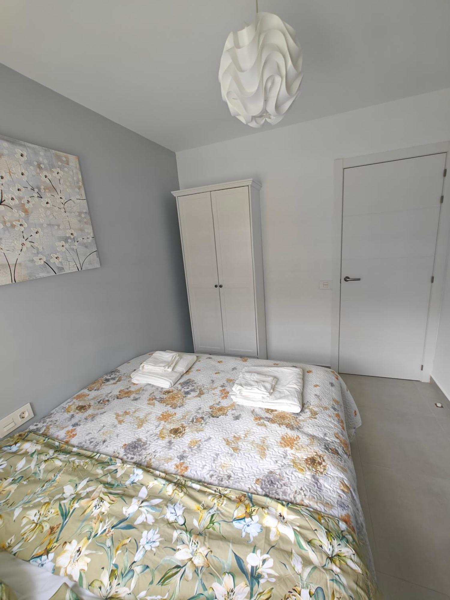Sun Apartment - 3 Bedrooms, Priv Parking, Pool, Ac, Tv Channels, Fibre Net לוס כריסטיאנוס מראה חיצוני תמונה